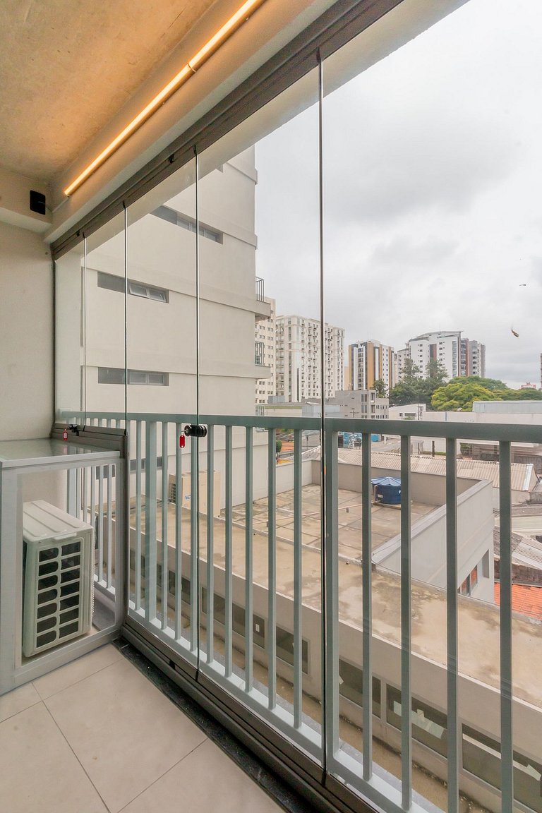 Close to Ibirapuera and Eucaliptos Metro