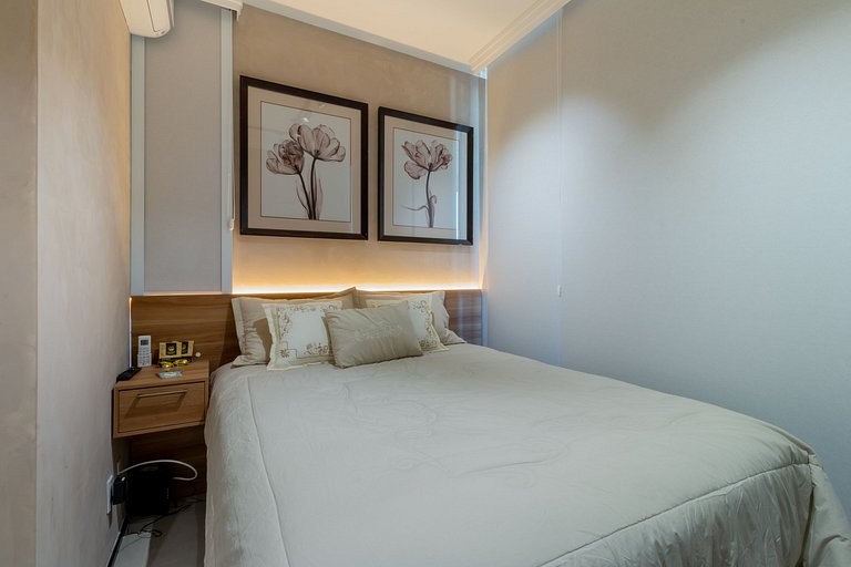 Large studio in partridges, free parking.
