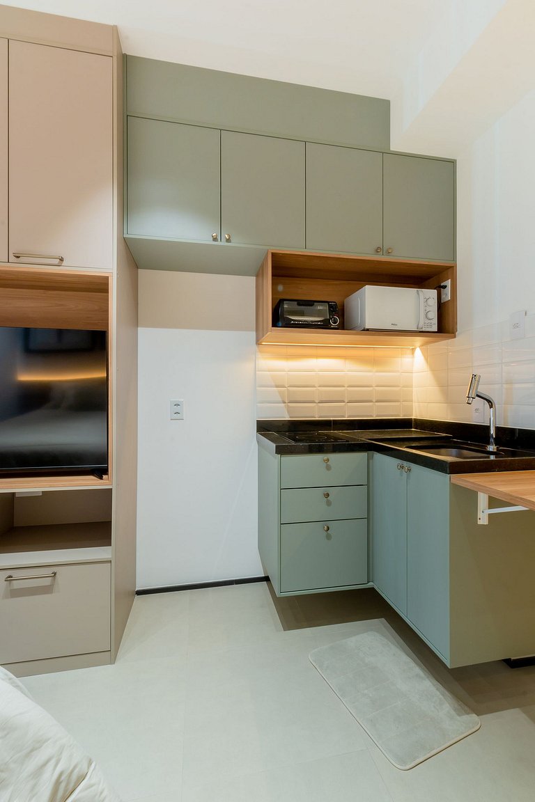 Large studio in partridges, free parking.