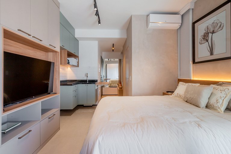 Large studio in partridges, free parking.
