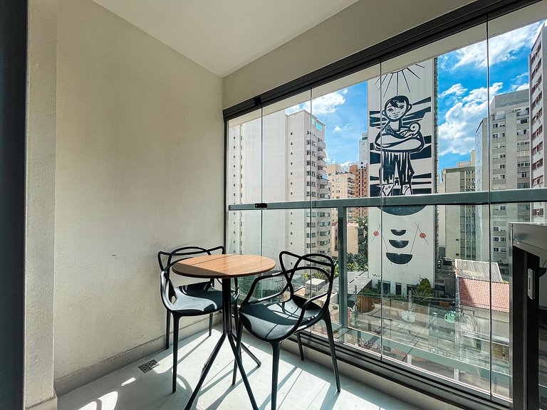 Dormitorio y plaza de aparcamiento en Jardins.