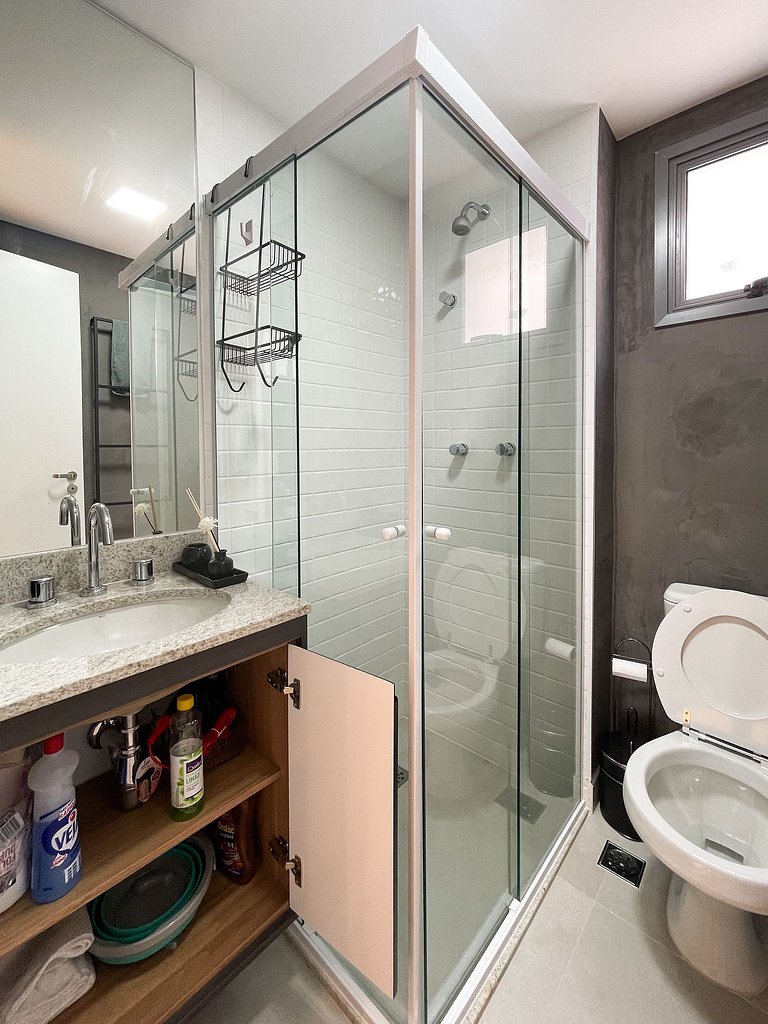 Com piscina e garagem nos Jardim Paulistas