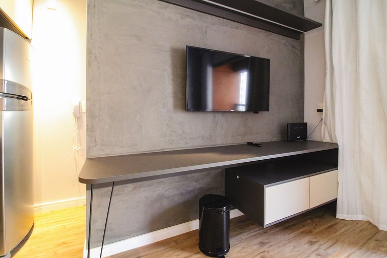 Studio com piscina e garagem, ao lado da Paulista