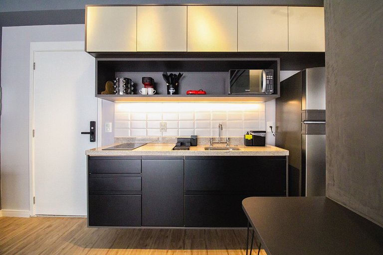 Studio com piscina e garagem, ao lado da Paulista
