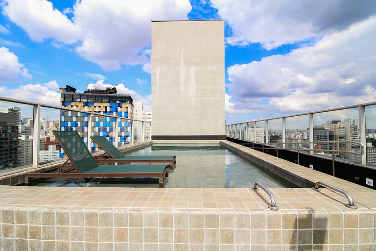 Rooftop e piscina na Oscar Freire, Jardins