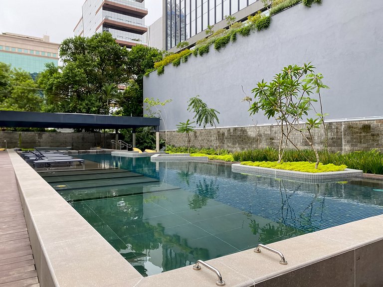 Studio em condomínio de luxo com estacionamento
