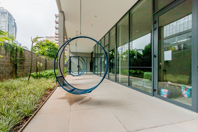 Studio em condomínio de luxo com estacionamento