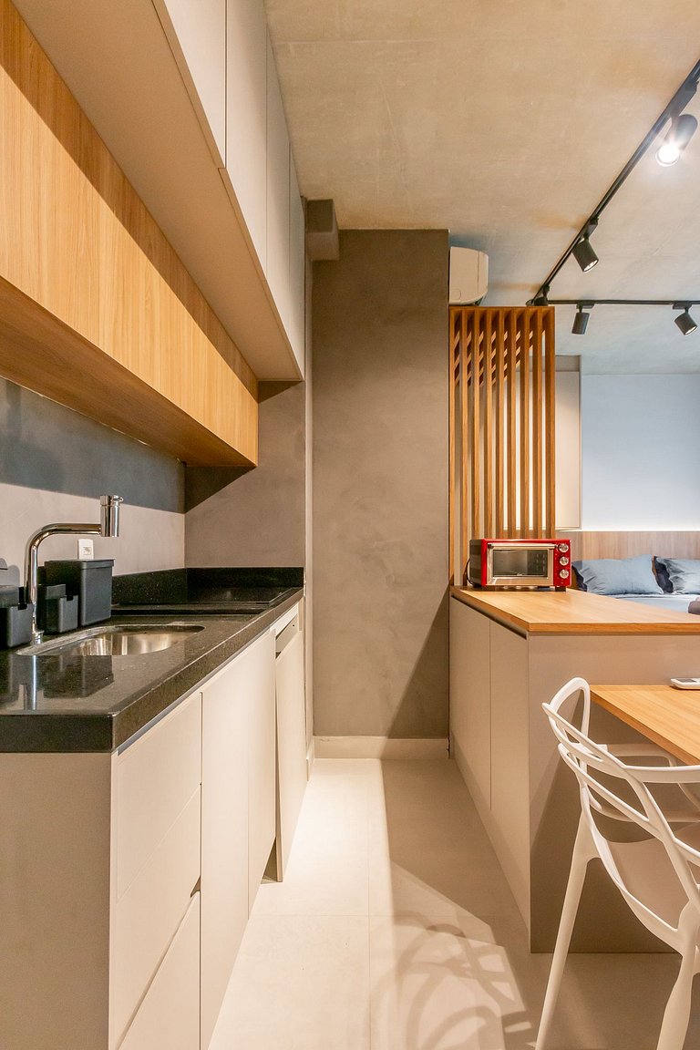 Studio em condomínio de luxo com estacionamento