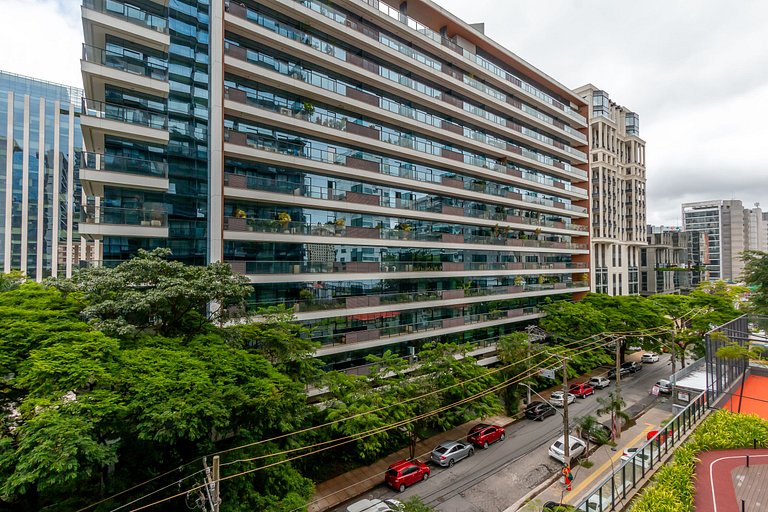 Studio em condomínio de luxo com estacionamento