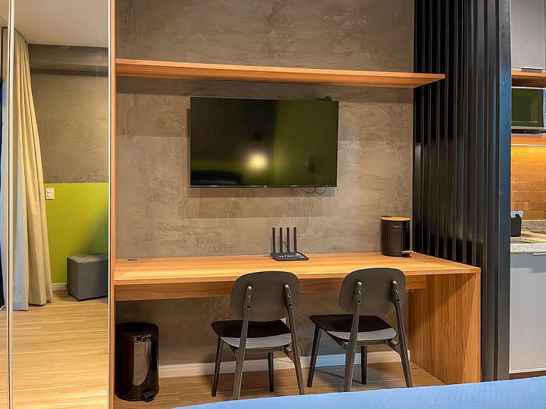 Apartamento NOVO com piscina, metro Higienópolis