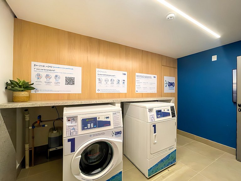 Conforto e elegância, com piscina e metro ao lado