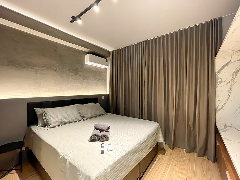 Apartamento NOVO com piscina, metro Higienópolis