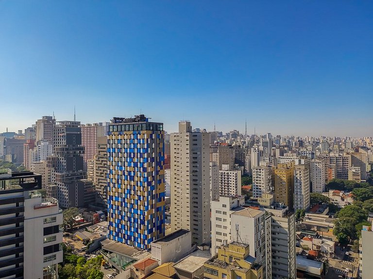 Belíssimo Studio com home office na Oscar Freire
