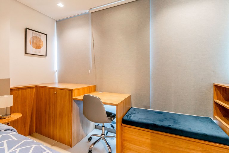 Belíssimo Studio com home office na Oscar Freire