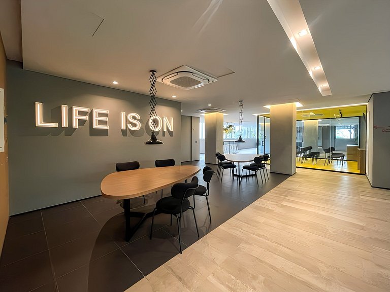 Piscina e Rooftop no Paraiso, com estacionamento pago