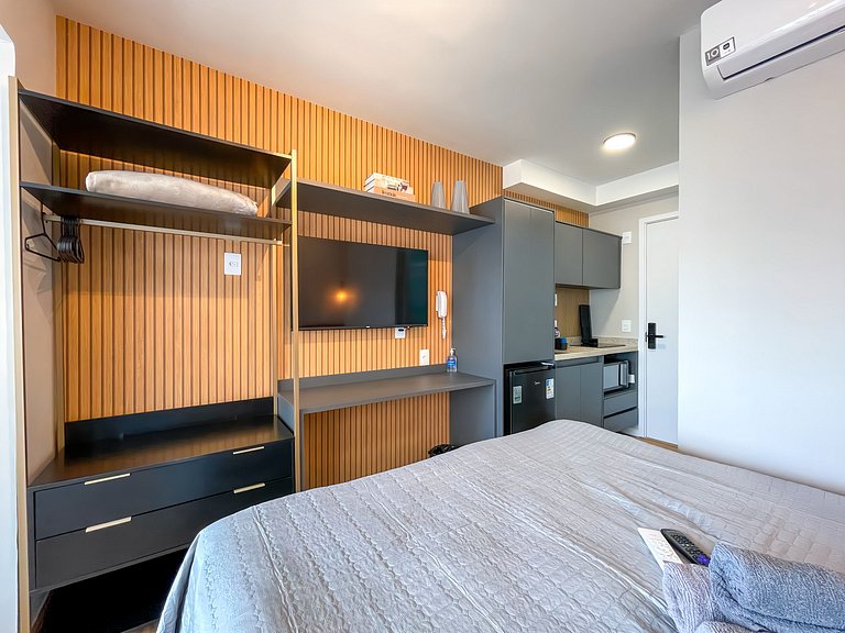 Home office, varanda e piscina na Vila Mariana