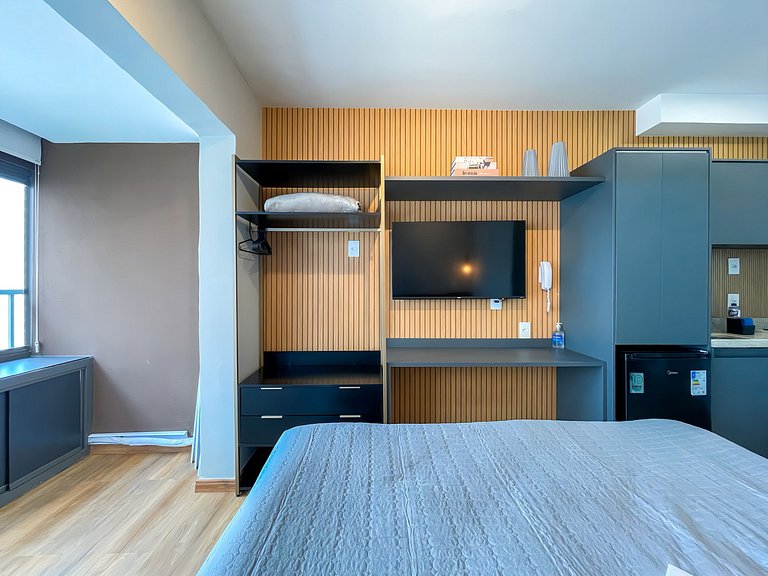 Home office, varanda e piscina na Vila Mariana