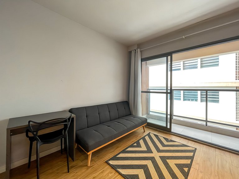 With garage and rooftop, next to Av Paulista!