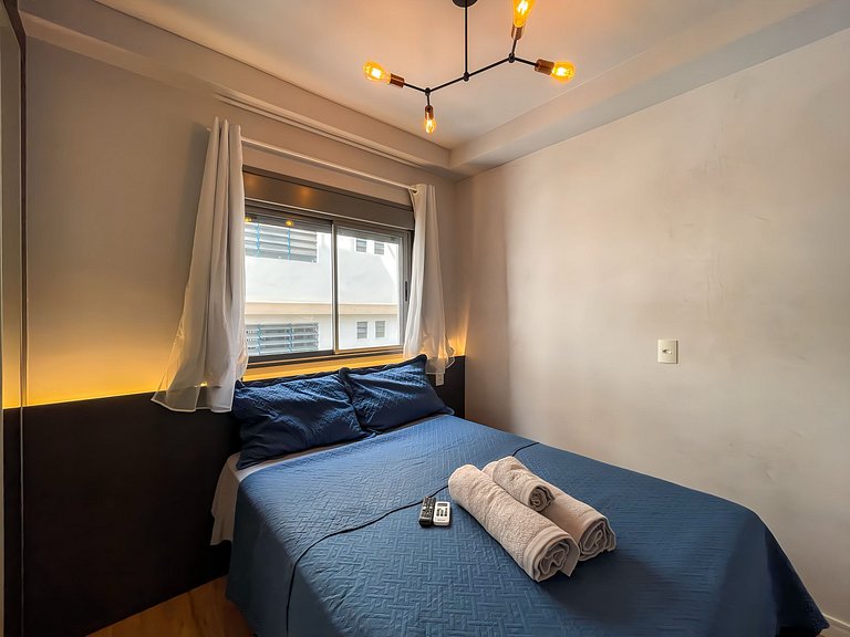 With garage and rooftop, next to Av Paulista!