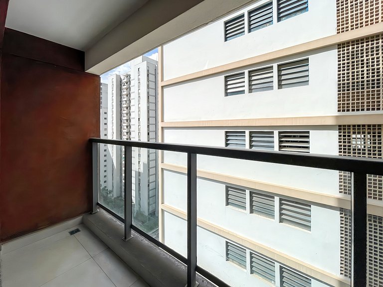 With garage and rooftop, next to Av Paulista!