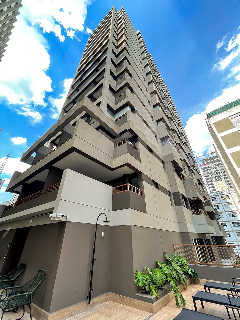 Ao lado do MASP, aproveite a AV Paulista e mais