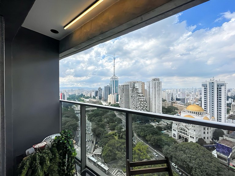 Piscina e Rooftop, Av Paulista, com estacionamento