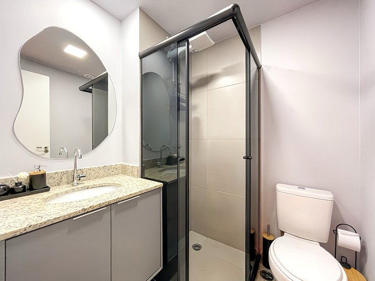Apartamento NOVO com piscina, metro Higienópolis