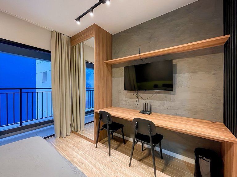 Apartamento NOVO com piscina, metro Higienópolis