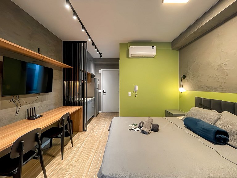 Apartamento NOVO com piscina, metro Higienópolis