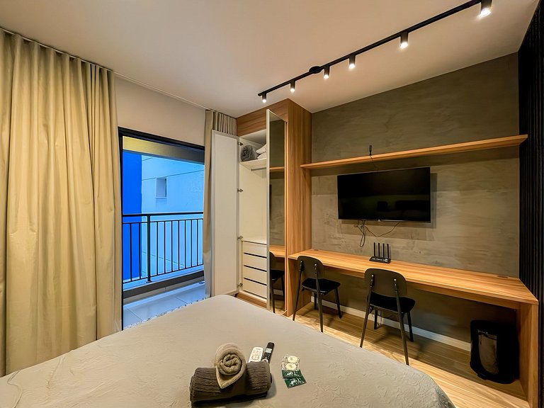 Apartamento NOVO com piscina, metro Higienópolis