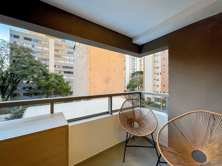 Home office e piscina na vila Mariana