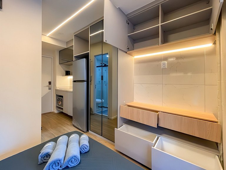 Home office e piscina na vila Mariana