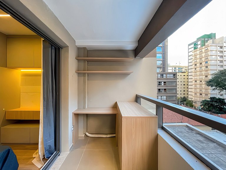 Home office e piscina na vila Mariana